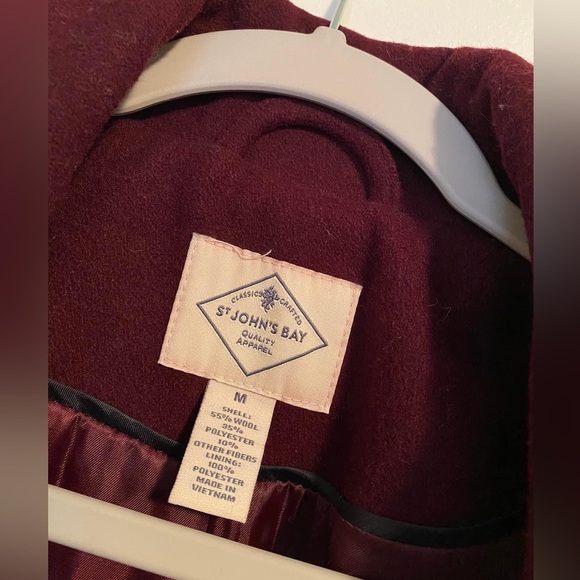 St Johnβs Bay Maroon Button Up Jacket W/ Scarf Size Medium - Picture 4 of 4